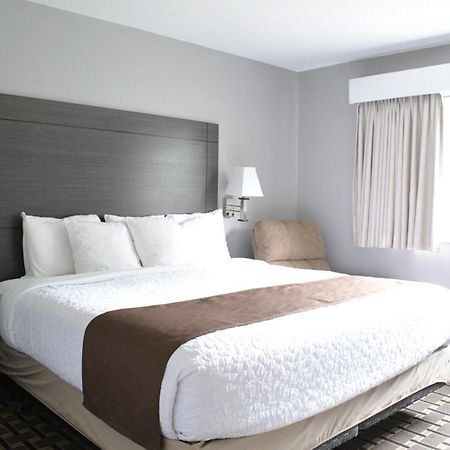 Adams Inn And Suites Εξωτερικό φωτογραφία