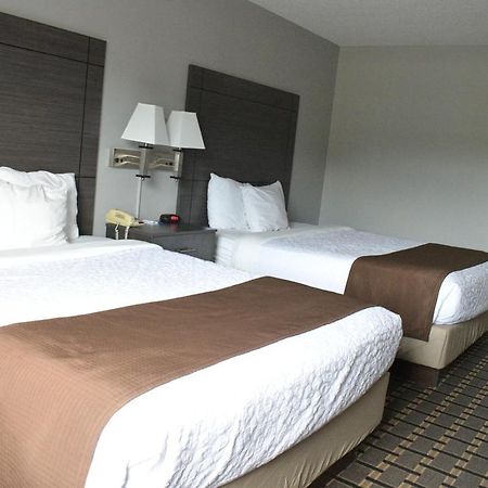 Adams Inn And Suites Εξωτερικό φωτογραφία
